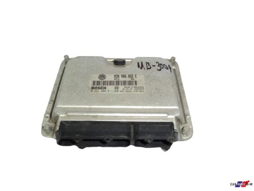 Sterownik Ecu VW 0261204911 Bosch  030906032E