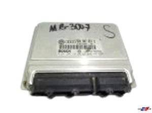 Sterownik Ecu 0261204183 8D0907557S Bosch