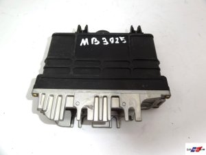 Sterownik Ecu 0261200796  030906026M Bosch