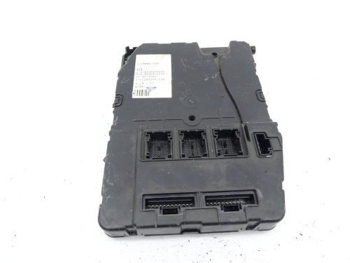 Skrzynka Bezpieczników Uch  Renault 8200309690