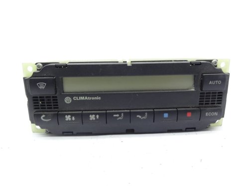 Panel Nawiewu Klimatronic  381907044A  Volkswagen Passat