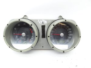 Licznik Obrotomierz VW Polo  1036025070 5220301800 Motometer