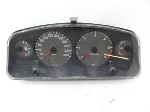 Licznik Toyota Avensis 8380005460 83800-05460 