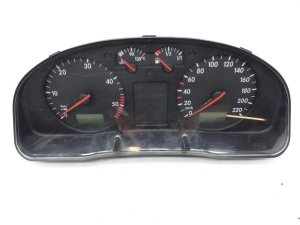 Licznik Volkswagen Passat B5 09052069904