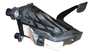 Pedał Sprzęgła  8200725734 Nowy OE  Renault Laguna II