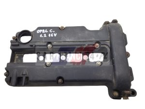 Pokrywa Zaworów 1.2 16V  F531002 OE Opel Corsa 