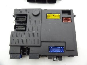 Sterownik BSI Peugeot 9642409880 73006212 Valeo
