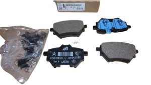 Klocki Hamulcowe Tył 268MM  1678167980 Citroen C4, Picasso, Peugeot 308, 3008 Oryginał