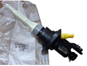 Pompa Sprzęgła 9674258980 Citroen Peugeot  2.8HDI Oryginał 