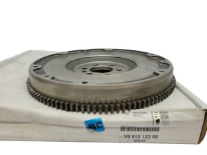 Koło Zamachowe 207 1,4 VTI V861312380 Nowy Oryginał Citroen Peugeot
