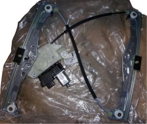Podnośnik Szyby Lewy Przód 9833196280 Citroen C4 Cactus Oryginał 