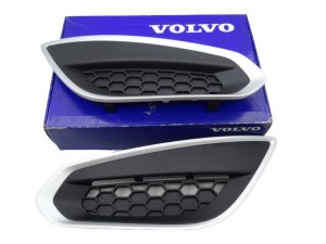 Zaślepki  Halogenów   Volvo S60 31283095 Nowe