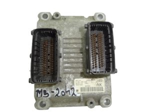 Sterownik Ecu 55557933 0261208940 AX  Opel