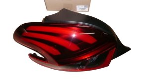 Lampa Lewa Tył 9825601280 Peugeot 208 Facelift Oryginał 