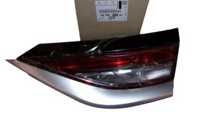 Lampa Prawy Tył 9833607280 Citroen DS3 Crossback Oryginał 