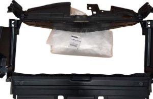 Kratka Wlotu Powietrza 2147600Q0H 214763488R Renault Trafic III 