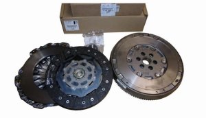Koło Dwumasowe + Sprzęgło 1675875680 Peugeot 308 II 1.2THP Oryginał 