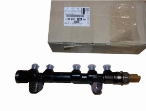 Rampa Wtryskowa 9804776780 Peugeot 5008 II 1.6HDI Oryginał 