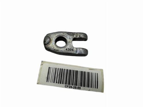 Mocowania  Wtryskiwaczy 1.5 DCI 7701477646 Renault