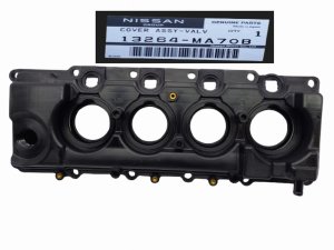 Pokrywa Zaworowa 3.0DCI  13264MA70B Nowy OE Renault Mascott 
