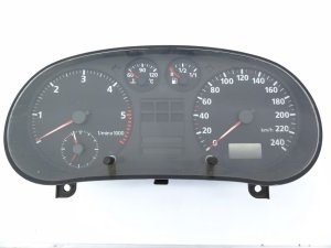Licznik Audi  A3 8L0919960 1,9TDI