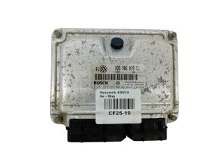 Sterownik ECU 038906019CJ 0281010302 	Volkswagen