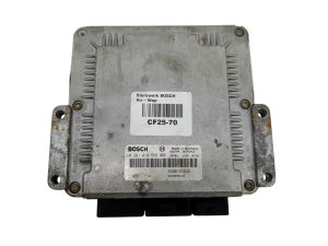 Sterownik ECU 0281010556 8200095416 8200153946 Bosch Renault