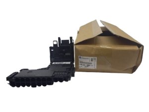 Skrzynka Bezpieczników 9666851480 Citroen C4 II/DS 5 Peugeot 508 Oryginał Nowy