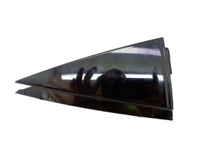 Listwa Trójkąt Prawy Tył 828721417R Renault Koleos II 