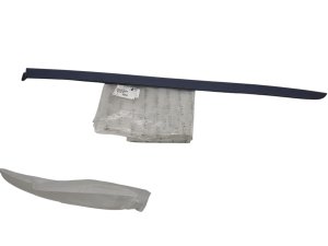 Listwa Szyby Czołowa Lewa 8120AC 8120.AC  Citroen C5 08- Oryginał Nowa