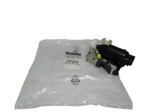 Zamek Drzwi Lewy Przód 805038137R Duster Oryginał