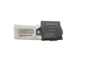 Sterownik 4M5418T0C Toyota Auris