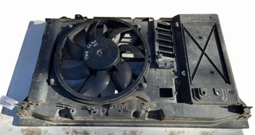 Wentylator Chłodnicy z obudową 9680590180 Peugeot 308