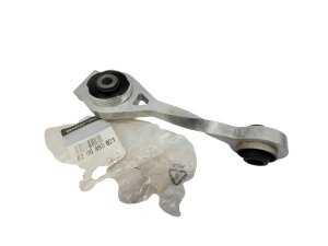 Poduszka Silnika Tył  1.9DCI  8200493821 Nowy OE Renault  Megane