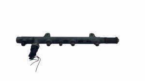 Listwa Wtryskowa 8200347176 Używany Oryginał Renault Opel Volvo 1.9 D