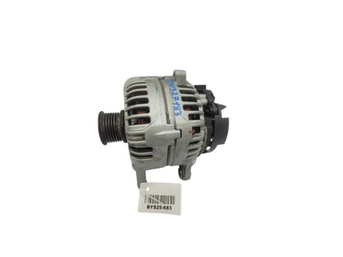 Alternator  1.4 1.6 8200327183 0124525070   Renault Dacia 