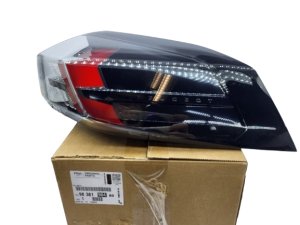 Lampa Prawy Tył 9838190480 Peugeot 2008 II Oryginał Nowy