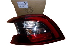 Lampa Tylna Prawa 9823728680 Peugeot 308 II Oryginał Nowy