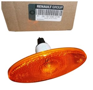 Lampka Obrysowa z Oprawka 2618000Q0A Renault Master 10- Oryginał Nowy