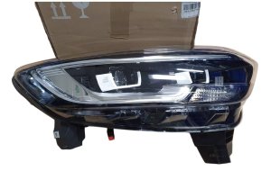 Reflektor 260106875R Renault Kadjar Prawy Oryginał Nowy