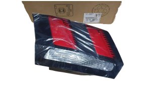 Lampa Tylna Lewa Klapa 9810477880 Peugeot 3008 Nowa Oryginał